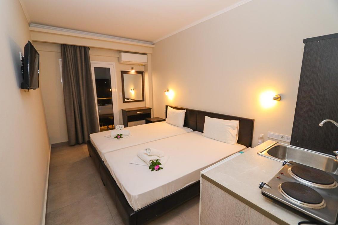 Hotel Banbus Лутра-Эдипсу Экстерьер фото