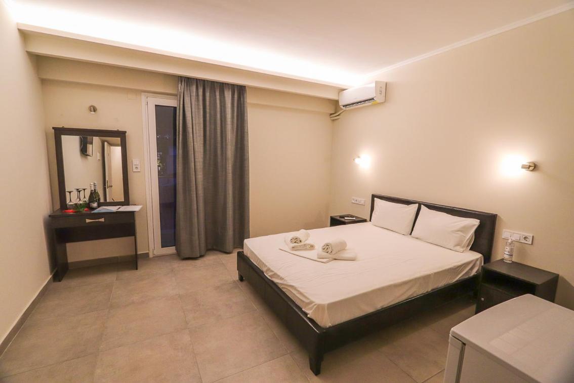 Hotel Banbus Лутра-Эдипсу Экстерьер фото